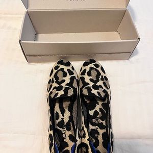 Brand new Rothy’s Desert Cat loafers! Size 8.5